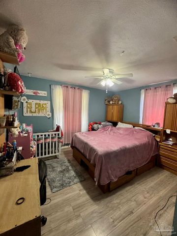 506 Chaseville St, Pensacola, FL 32507