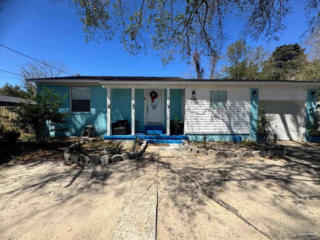 506 Chaseville St, Pensacola, FL 32507