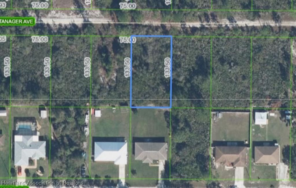 336 Tanager Avenue, Sebring, FL 33870