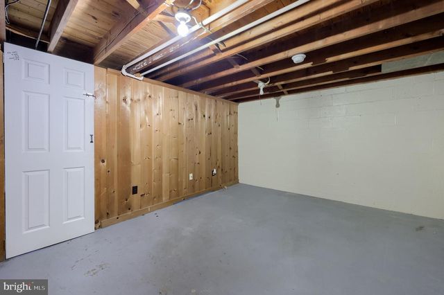 53 HERSHEY AVE, Lancaster, PA 17603