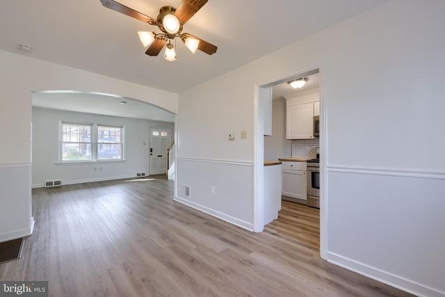 53 HERSHEY AVE, Lancaster, PA 17603