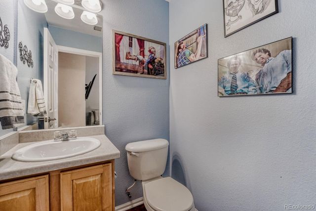 19706 E 58th Drive, Aurora, CO 80019