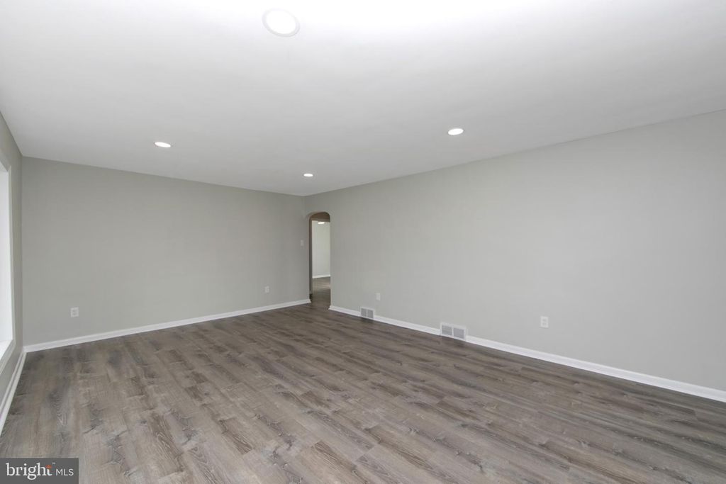 104 COOPER RD, VOORHEES, NJ 08043 — photo 2