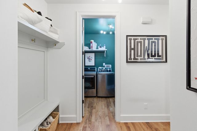 2330A Carter Ave A, Nashville, TN 37206