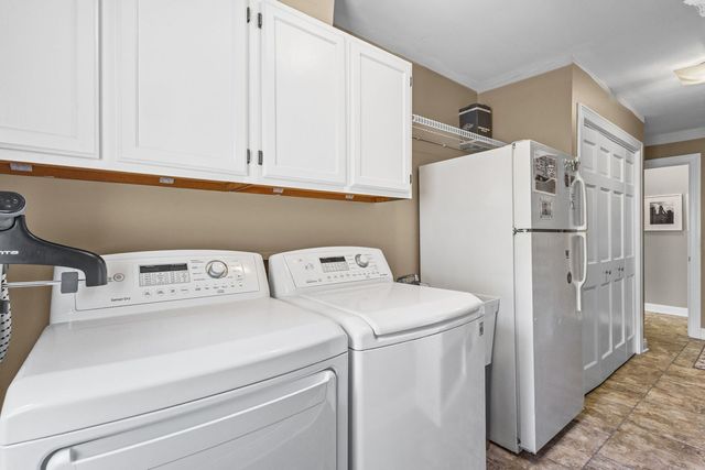 1405 Darlington Court, Algonquin, IL 60102