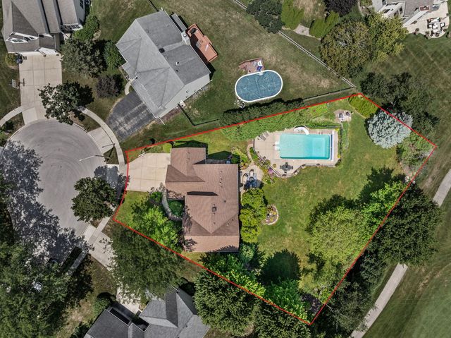 1405 Darlington Court, Algonquin, IL 60102