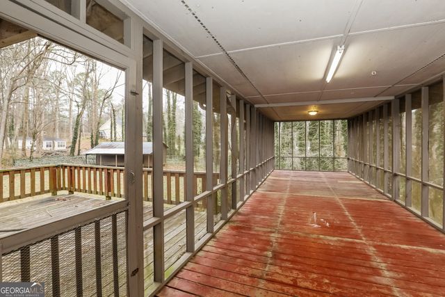 1868 Lake Ridge Court, Jonesboro, GA 30236