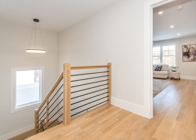 15 Cedarcroft Lane, Waltham, MA 02451