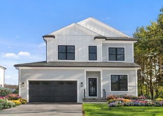 15 Cedarcroft Lane, Waltham, MA 02451