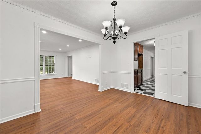 1767 Grandeus Lane, Stone Mountain, GA 30087