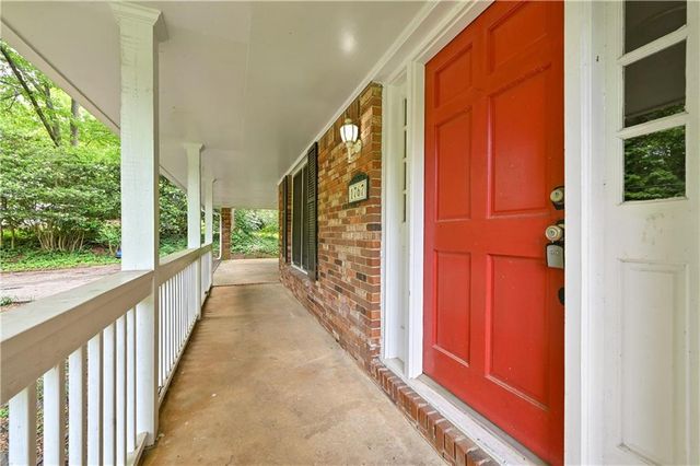 1767 Grandeus Lane, Stone Mountain, GA 30087