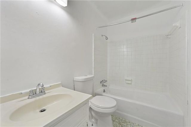 1767 Grandeus Lane, Stone Mountain, GA 30087