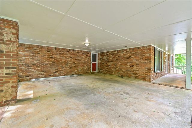 1767 Grandeus Lane, Stone Mountain, GA 30087