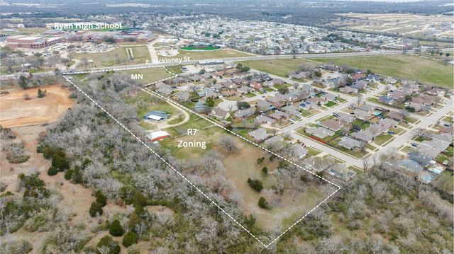 5094 E Mckinney Street, Denton, TX 76208