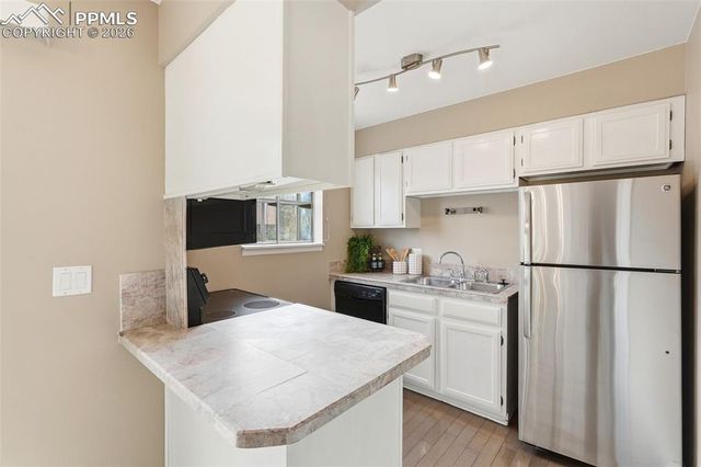 2111 Mount Washington Avenue, Colorado Springs, CO 80906