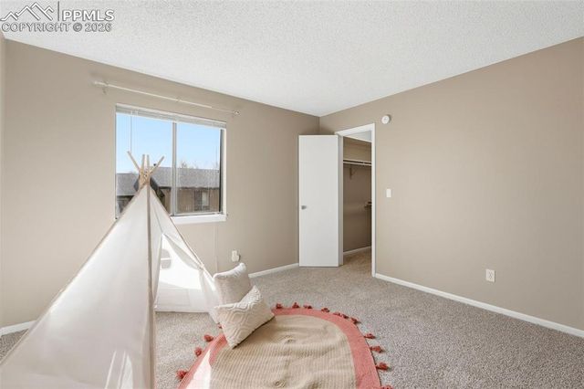 2111 Mount Washington Avenue, Colorado Springs, CO 80906