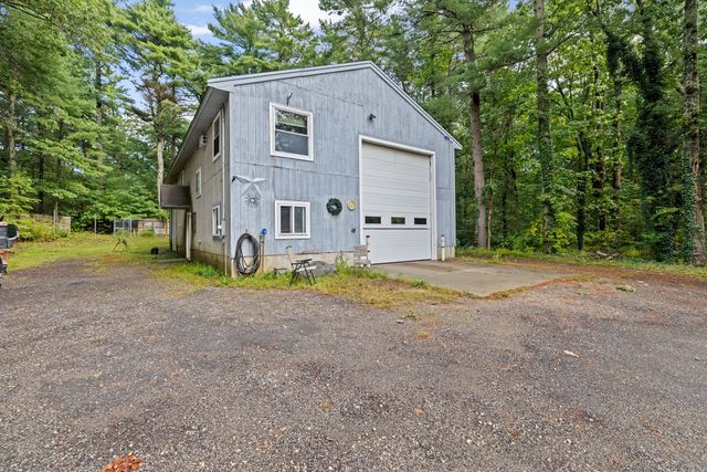 72 Precinct Street, Lakeville, MA 02347
