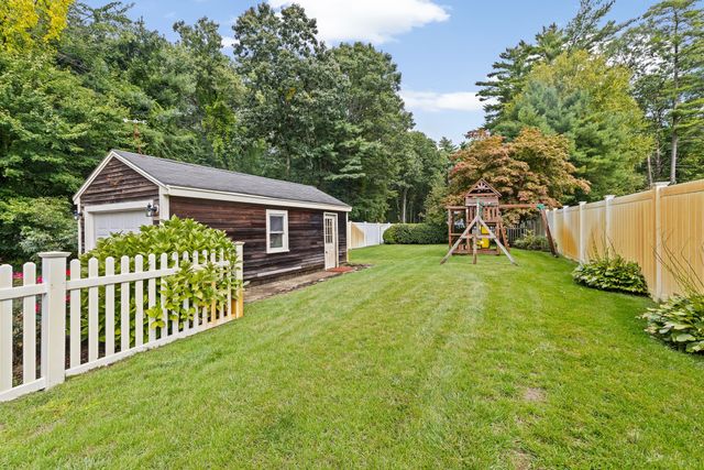 72 Precinct Street, Lakeville, MA 02347