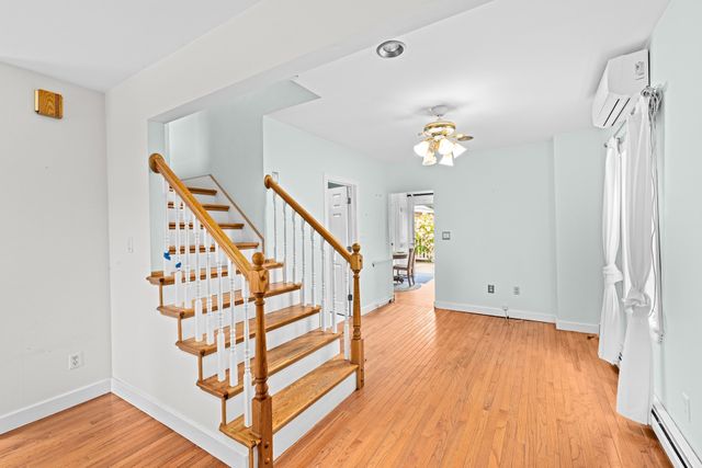 72 Precinct Street, Lakeville, MA 02347