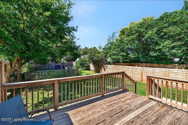 218 Cornell Pl, Louisville, KY 40207