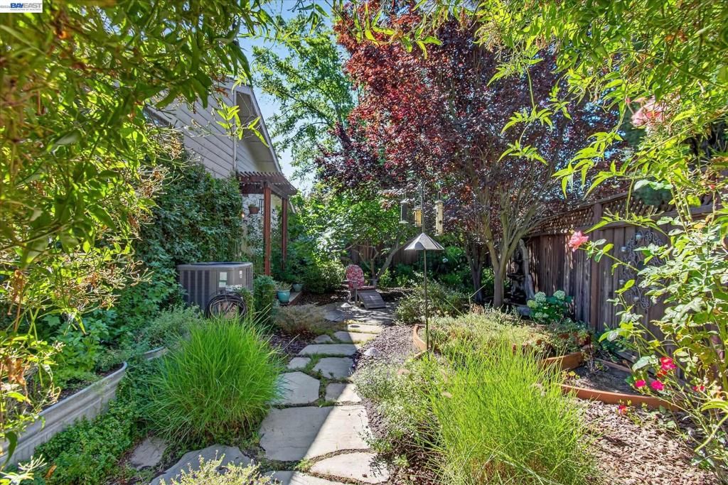 Image 45 of property listing at 1768 Oro Valley Cir, Walnut Creek, CA 94596