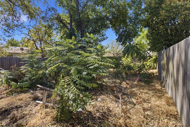 2040 Verano St, Sacramento, CA 95838