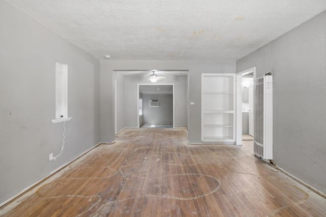 2040 Verano St, Sacramento, CA 95838