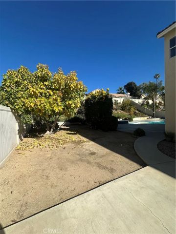 29652 Chandler, Highland, CA 92346