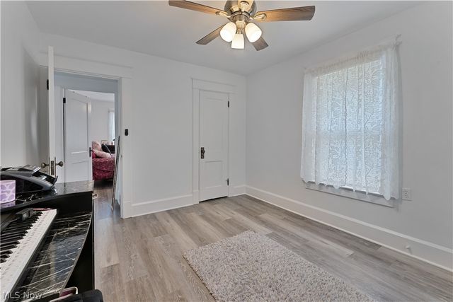 273 Maplewood Avenue, Struthers, OH 44471