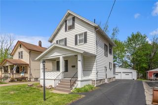 273 Maplewood Avenue, Struthers, OH 44471