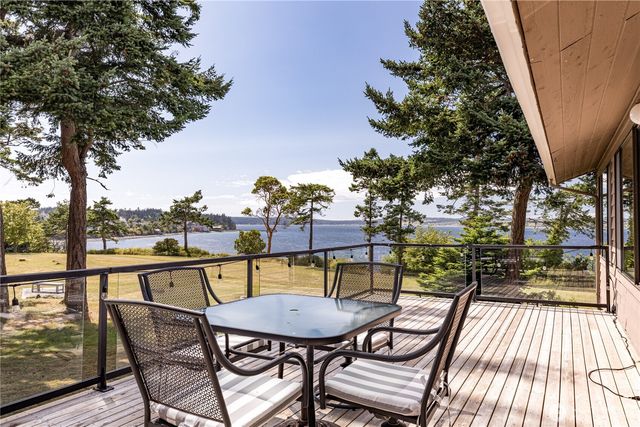 1204 Leisure Street, Coupeville, WA 98239