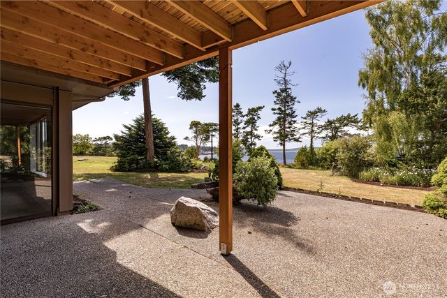 1204 Leisure Street, Coupeville, WA 98239