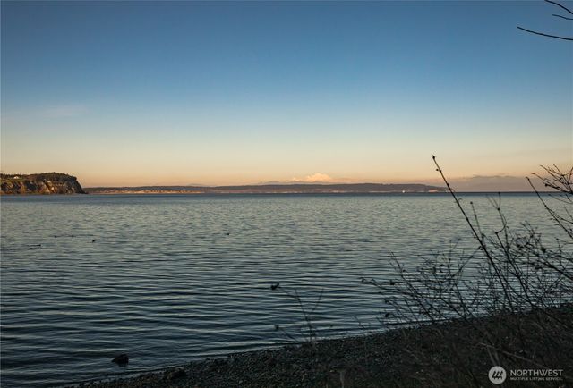 1204 Leisure Street, Coupeville, WA 98239