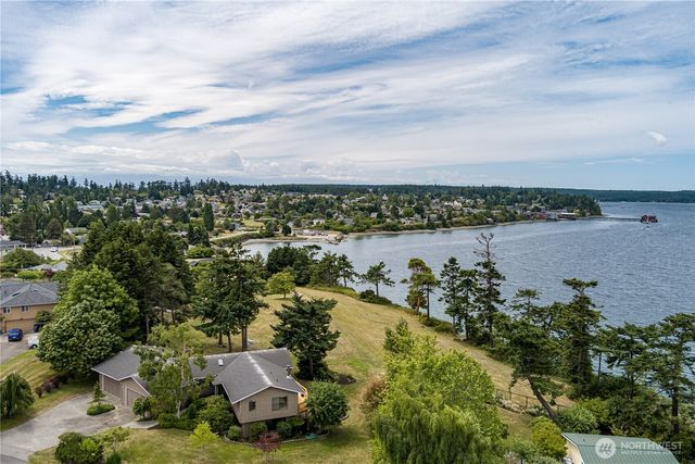 1204 Leisure Street, Coupeville, WA 98239