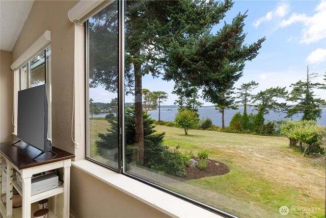 1204 Leisure Street, Coupeville, WA 98239