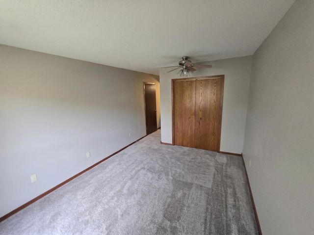 907 11th Avenue S 7, Hopkins, MN 55343