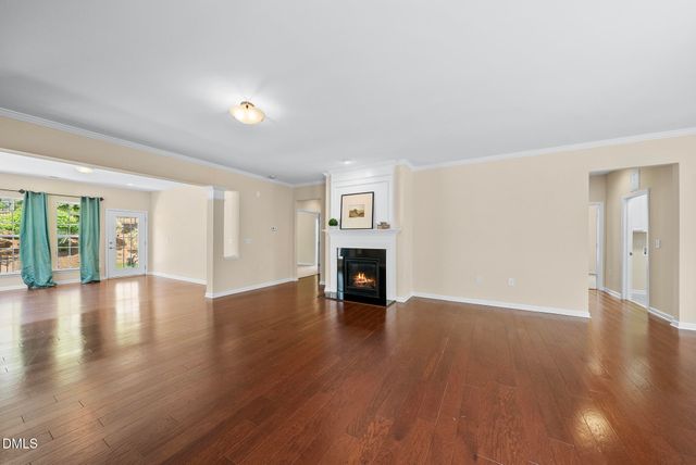 604 Bloomsbury Place, Cary, NC 27519
