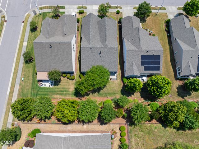 604 Bloomsbury Place, Cary, NC 27519