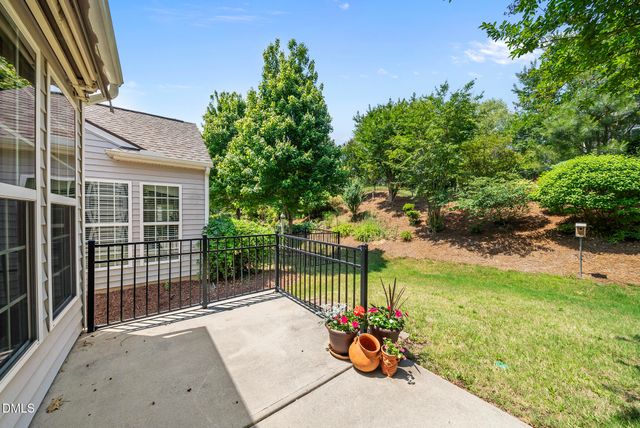 604 Bloomsbury Place, Cary, NC 27519