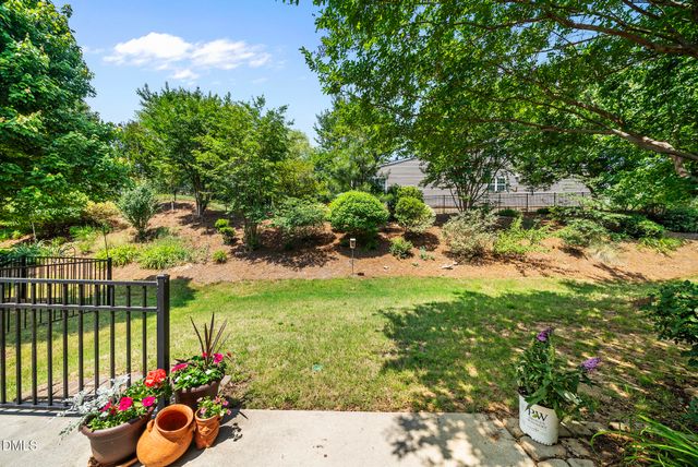 604 Bloomsbury Place, Cary, NC 27519