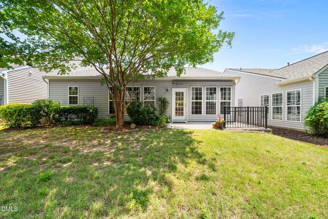 604 Bloomsbury Place, Cary, NC 27519
