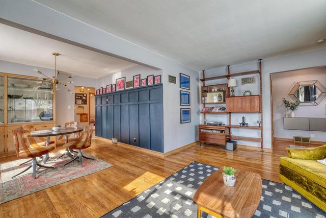 3001 N 87th STREET, Milwaukee, WI 53222