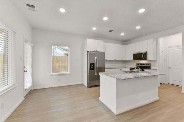11938 Lakewood West Drive, Cypress, TX 77429