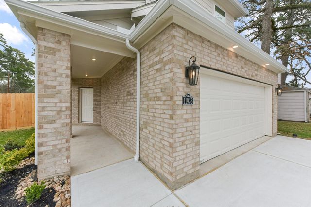 11938 Lakewood West Drive, Cypress, TX 77429