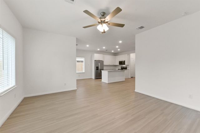 11938 Lakewood West Drive, Cypress, TX 77429