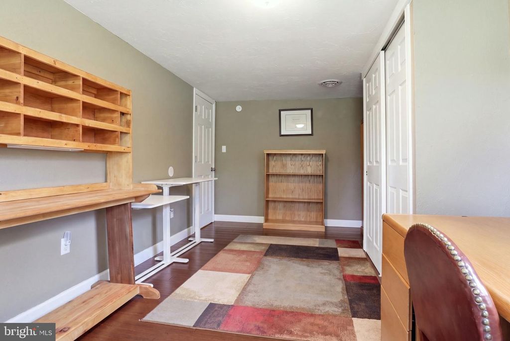 Image 22 of property listing at 11951 ROCKVILLE RD, Glen Rock, PA 17327