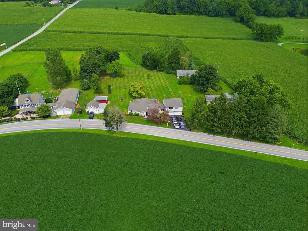 Image 48 of property listing at 11951 ROCKVILLE RD, Glen Rock, PA 17327