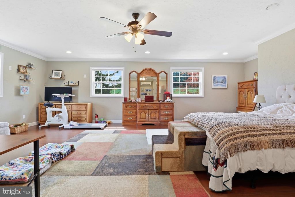 Image 53 of property listing at 11951 ROCKVILLE RD, Glen Rock, PA 17327