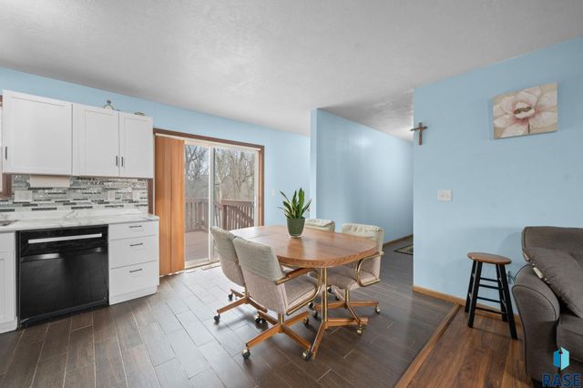 904 N Highland Ave Avenue, Sioux Falls, SD 57103