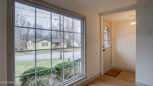 219 Merriweather Ave, Eminence, KY 40019